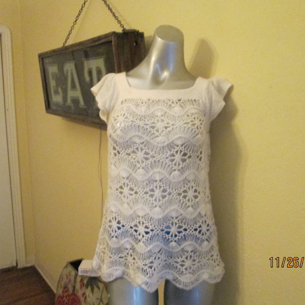 Beautiful White Crochet Tunic Med Flared